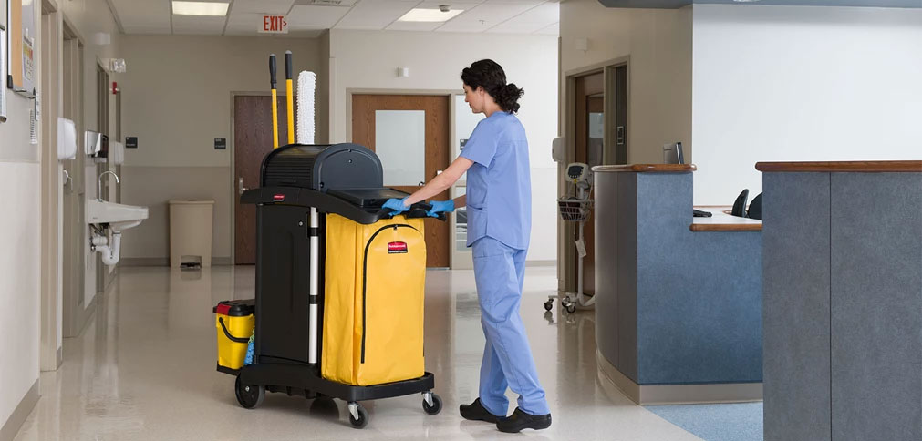 CLEANING CARTS & ACCESSORIES